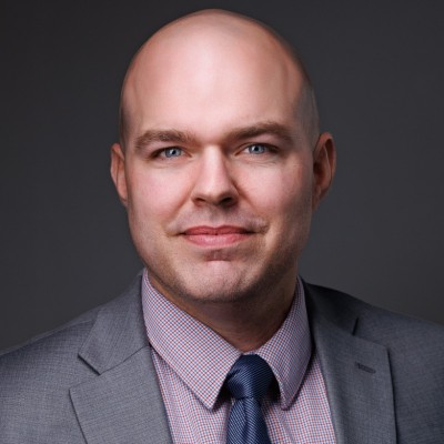 Alex Hinze Ixonia Bank